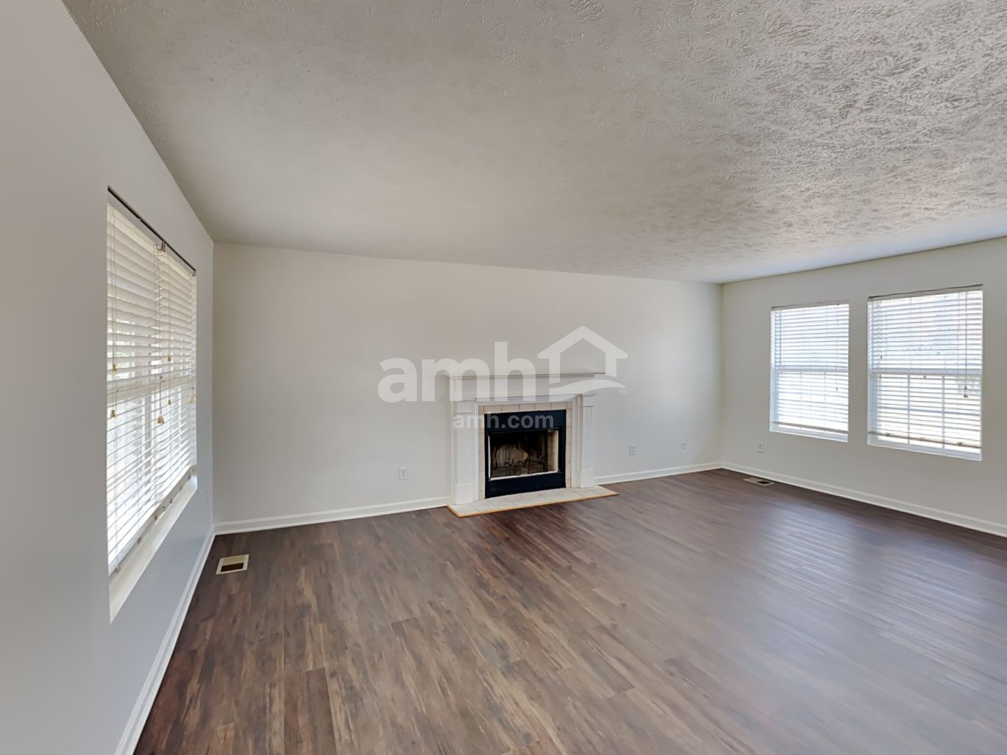 Building Photo - 3408 Ravenel Ct