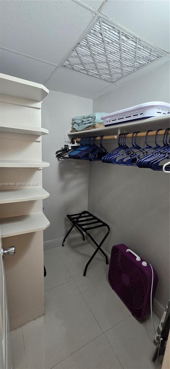 Building Photo - 4001 S Ocean Dr