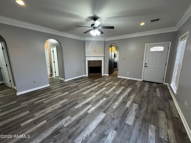 Building Photo - 201 Pavilion St