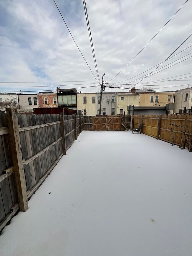 Building Photo - 211 Bates St NW