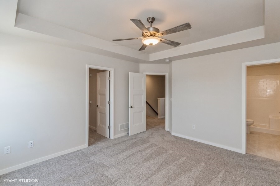 Building Photo - 2231 Saint Andrews Dr