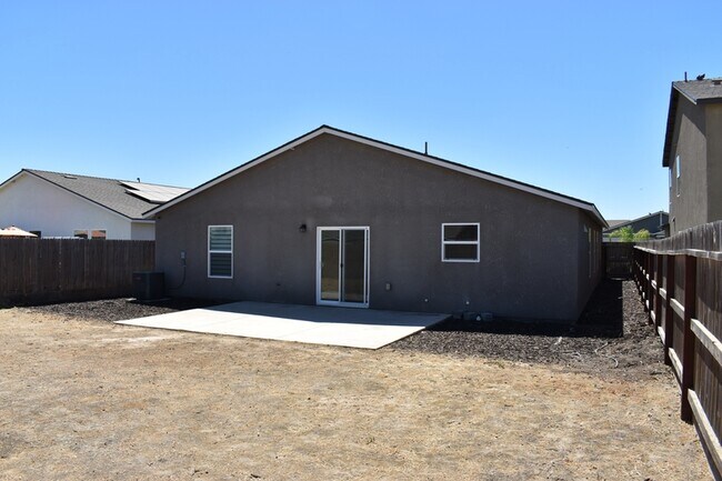 Building Photo - 765 Jessie Dr