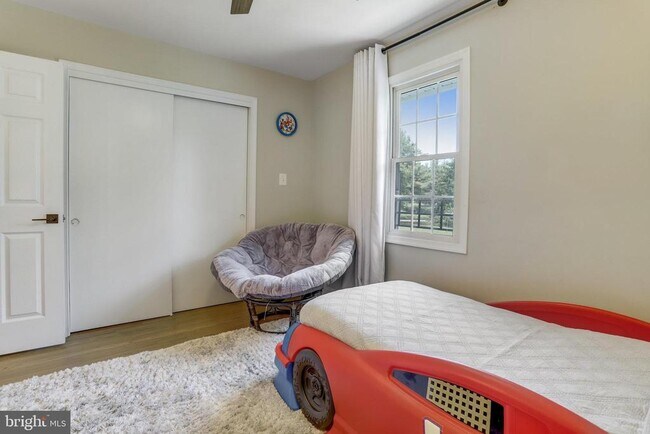 Building Photo - 5101 Redwing Dr