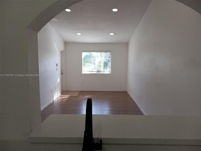 Building Photo - 3395 NE 9th St