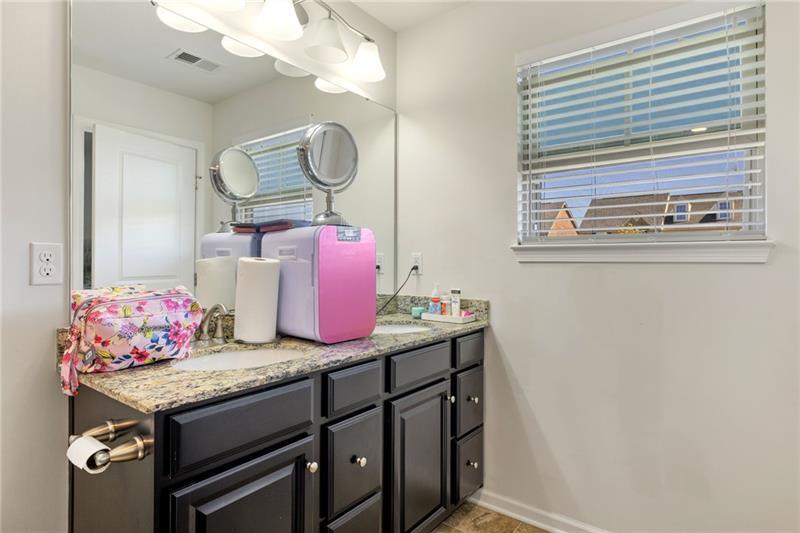 Building Photo - 2020 Connecticut Ln