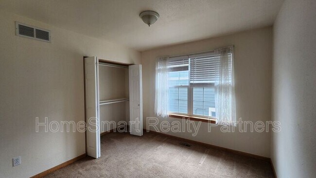 Building Photo - 508 Ridge Ave