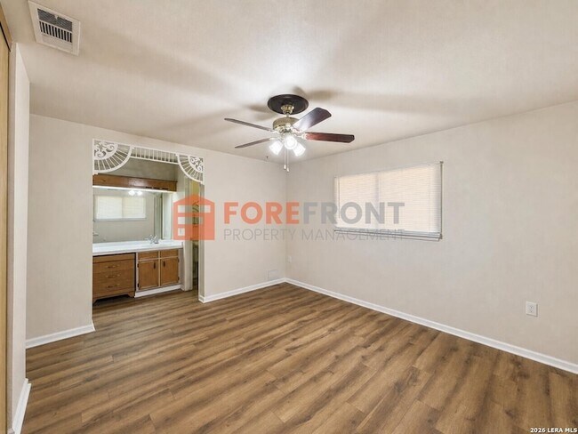 Building Photo - 7845 Village Oak Dr