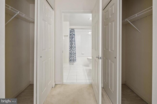 Building Photo - 2726 Gallows Rd