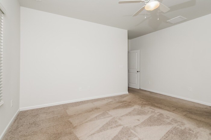 Building Photo - 316 Augustine Dr