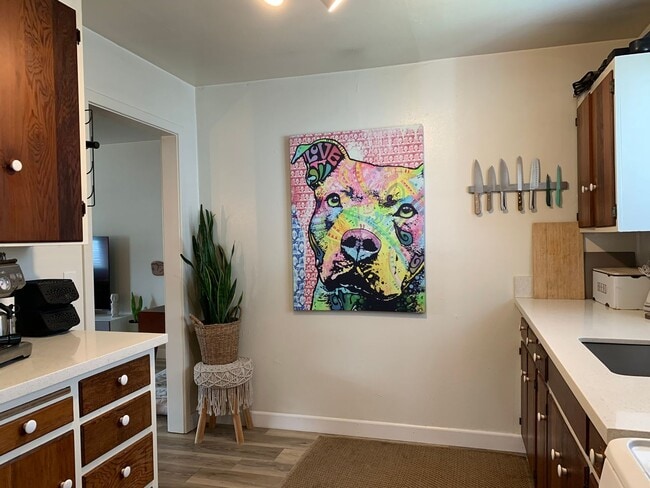 Building Photo - Charming 2Bd/1Ba Pleasure Point Cottage – Steps from the Ocean