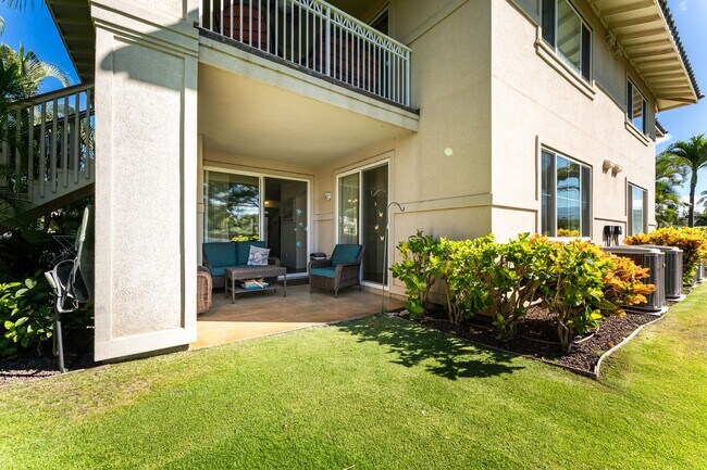 Building Photo - Beautiful Renovated and Furnished 2 bed/2 bath, walk to the beach