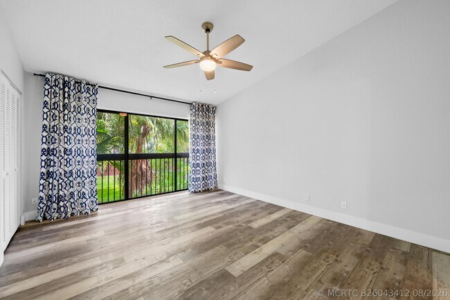 Building Photo - 4221 SW 71st Ter