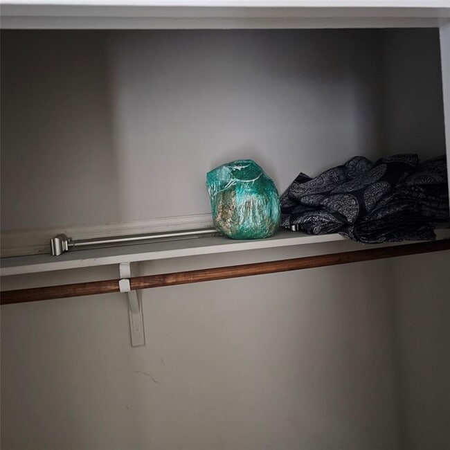 Building Photo - 14010 Macquarie Dr