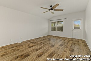 Building Photo - 919 Brown Thrasher