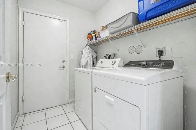 Building Photo - 17407 SW 36th St