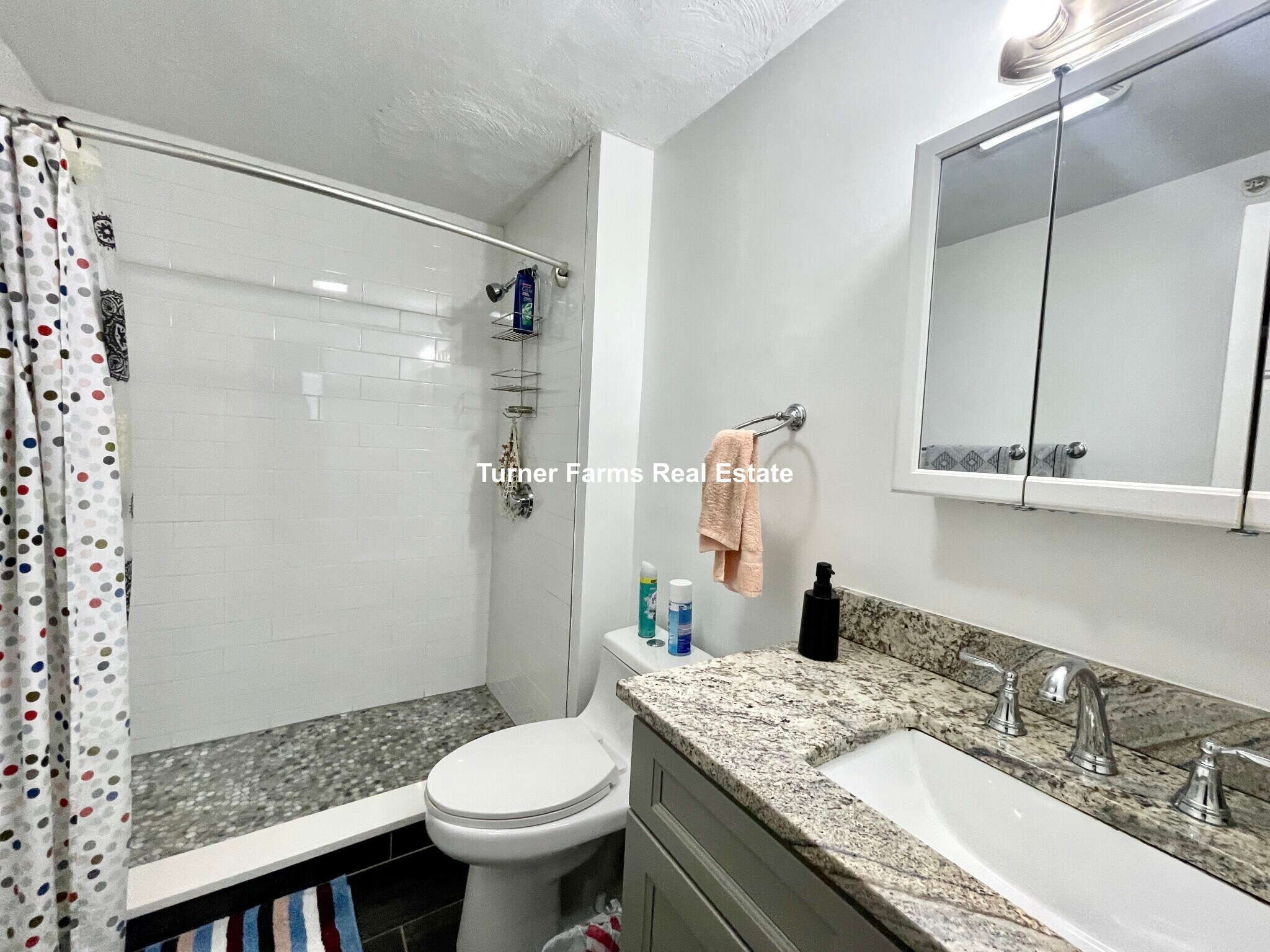 Building Photo - 48 Derby St