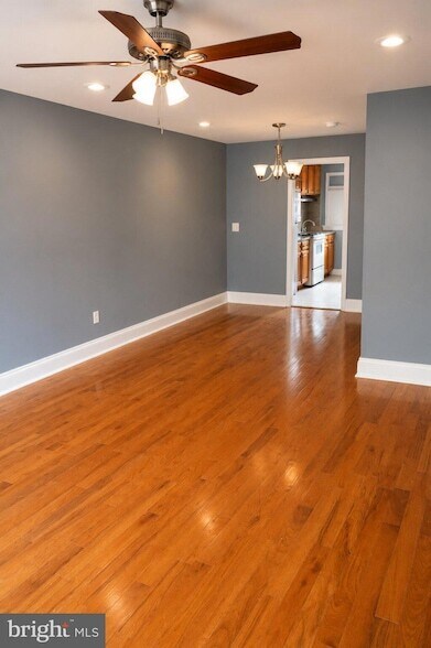 Building Photo - 59 Galveston Pl SW