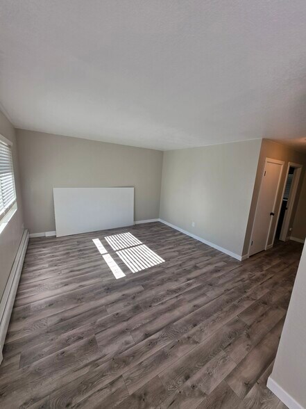 Building Photo - 1148 Santa Clara Ave