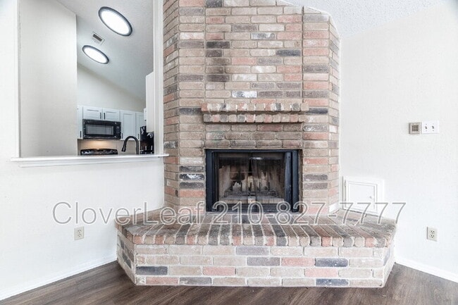 Building Photo - 11322 Potter Valley Dr