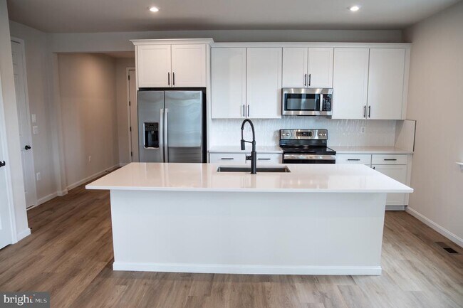 Building Photo - 35535 Aspen Wy