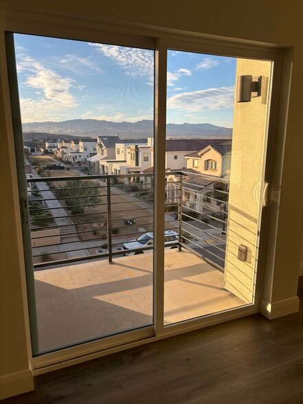 Balcony - 5801 S Garnet Dr