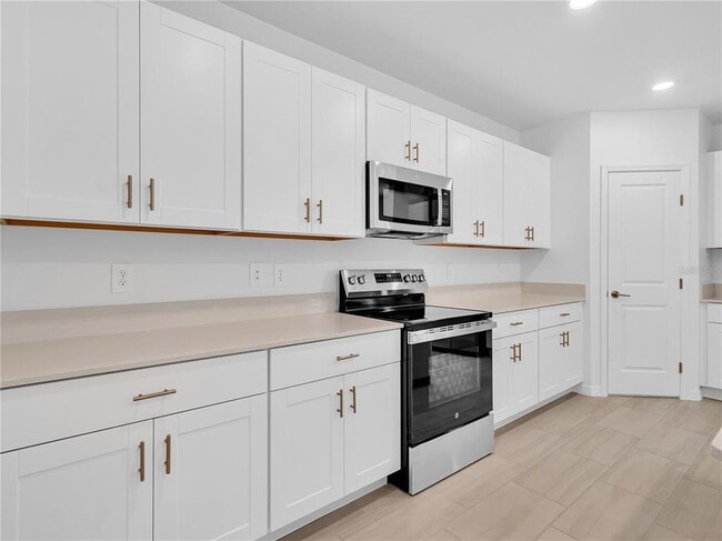 Building Photo - 6115 Blue Paloma Ct