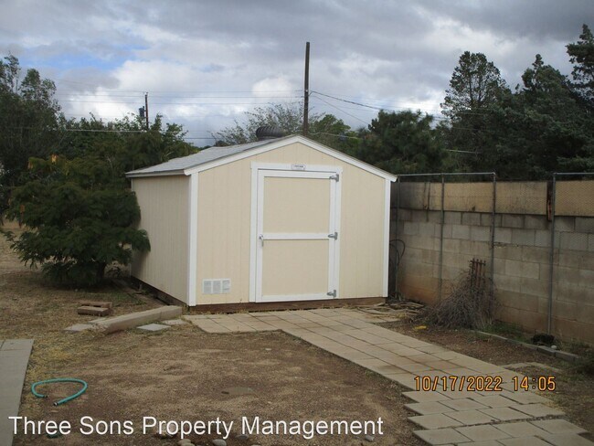 Building Photo - 3 br, 2 bath House - 8813 Snow Heights Blv...