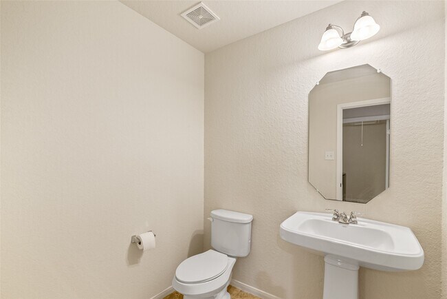 Building Photo - 15218 Zenith Glen Ln