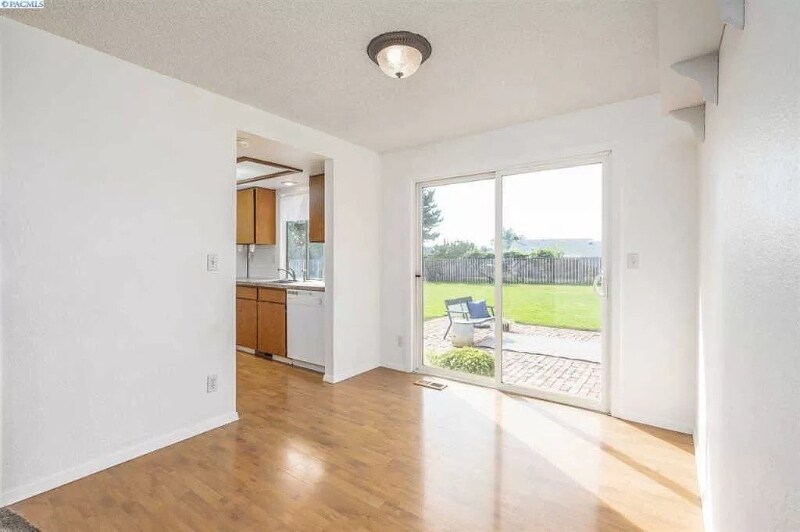 Building Photo - 3720 W Leola St