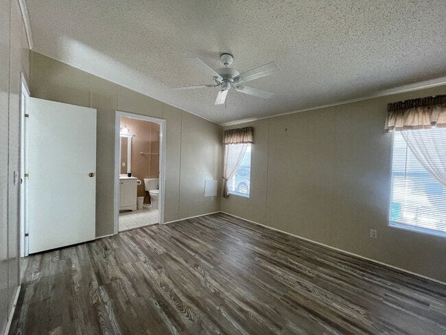Building Photo - 2 BR 2 BATH Annual Rental in Barefoot Bay ...