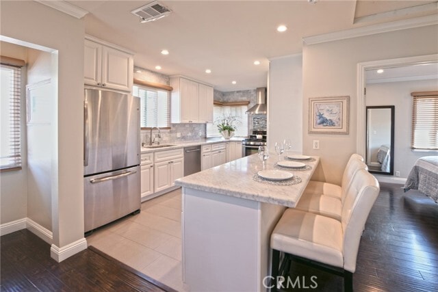 Building Photo - 1319 W Bay Ave