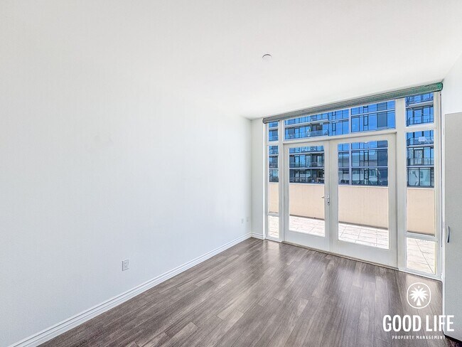 Building Photo - SD: Luminous 2BD/2BA Apartment in East Village with Reserved Parking, City Views & Rooftop Amenities
