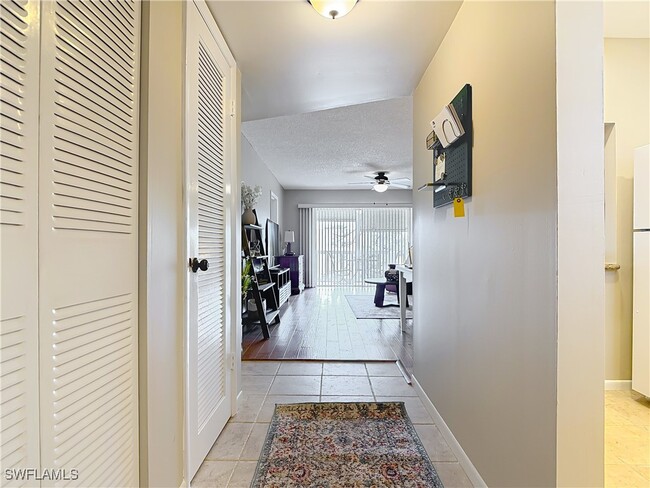 Building Photo - 150 Turtle Lake Ct