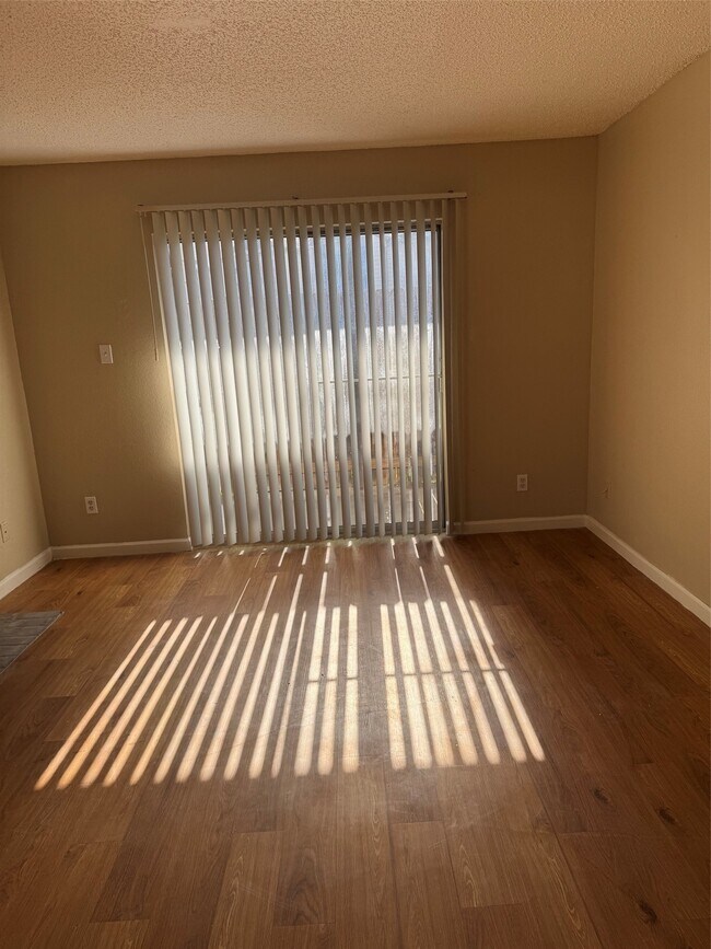 Building Photo - 12615 Brookglade Cir