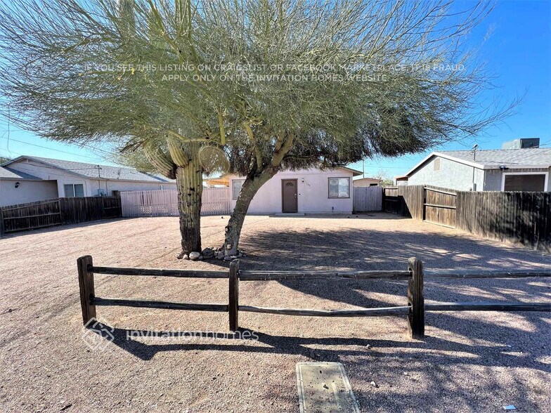 Primary Photo - 134 S Main Dr