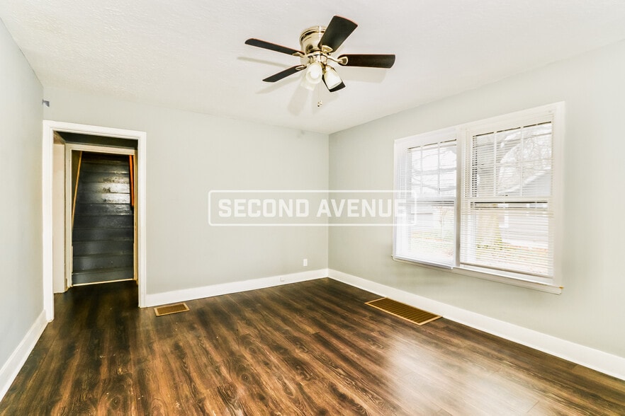 Building Photo - 1032 Sale Ave