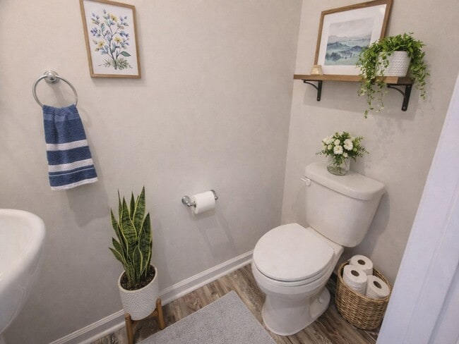 Building Photo - FIRST MONTH FREE - 3BR Townhome • Full Kitchen • Garage + Driveway