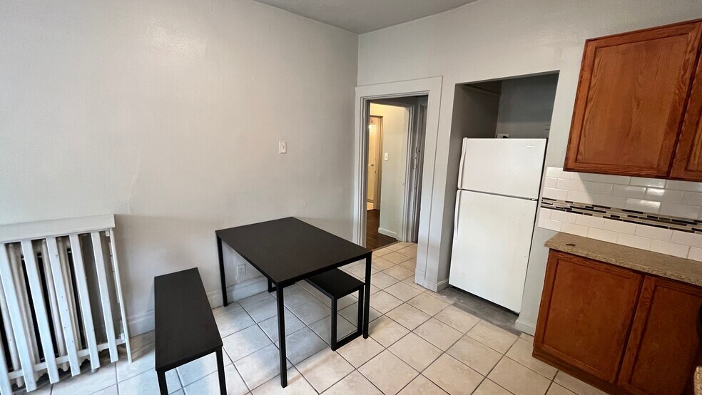 Building Photo - 5847 Nicholson St