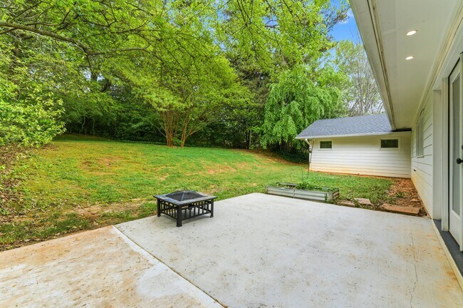 Building Photo - 103 Berkeley Rd