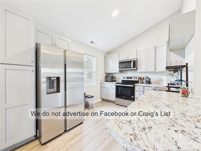 Building Photo - 5805 Valhalla Ct