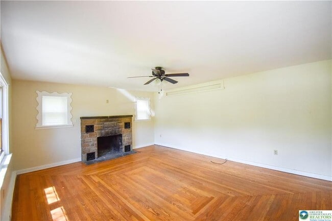 Building Photo - 3284 PA-115