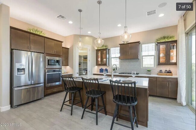 Building Photo - 1154 S Tumbleweed Ln