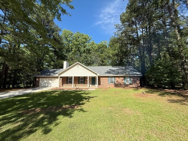 Primary Photo - 510 Whistlestop Cir