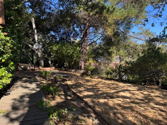 Building Photo - Beautiful home in Laurel Wood