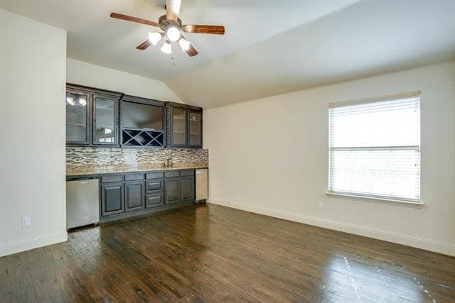 Building Photo - 13038 Montfair Blvd