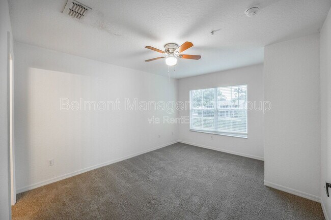 Building Photo - 4021 Venetian Bay Dr