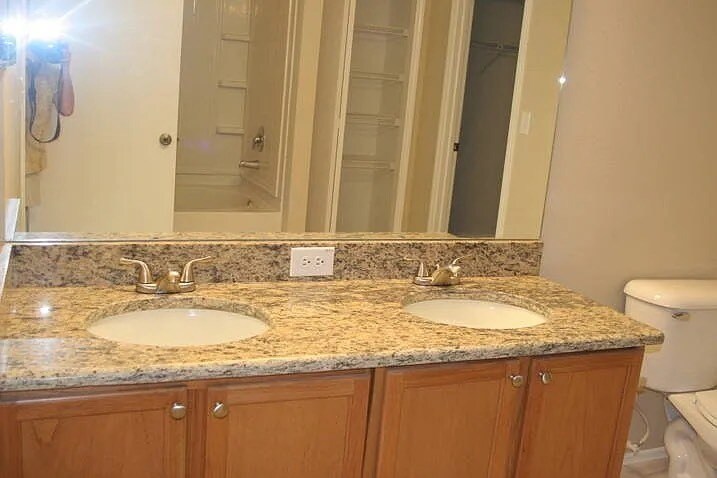 Building Photo - 31046 Temple Stand Ave