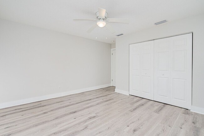 Building Photo - Stunning Remodeled 3-Bedroom Home in Prime Ormond Location