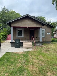 Building Photo - "Charming 2-Bedroom Haven in Wichita with ...