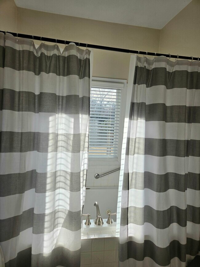 Building Photo - 3522 Valley Haven Ct